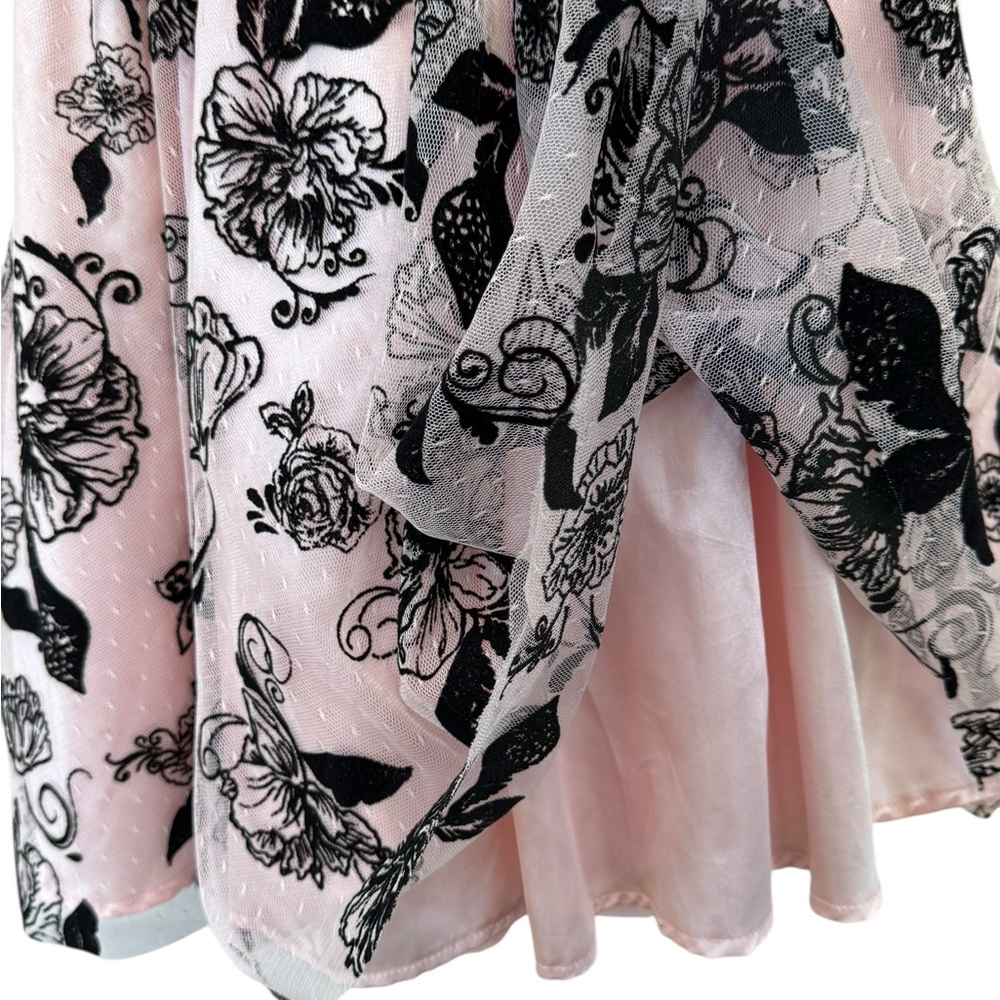 Younghearts Pink Tulle Dress with Velvet Floral Overlay size 10 - Picture 6 of 10
